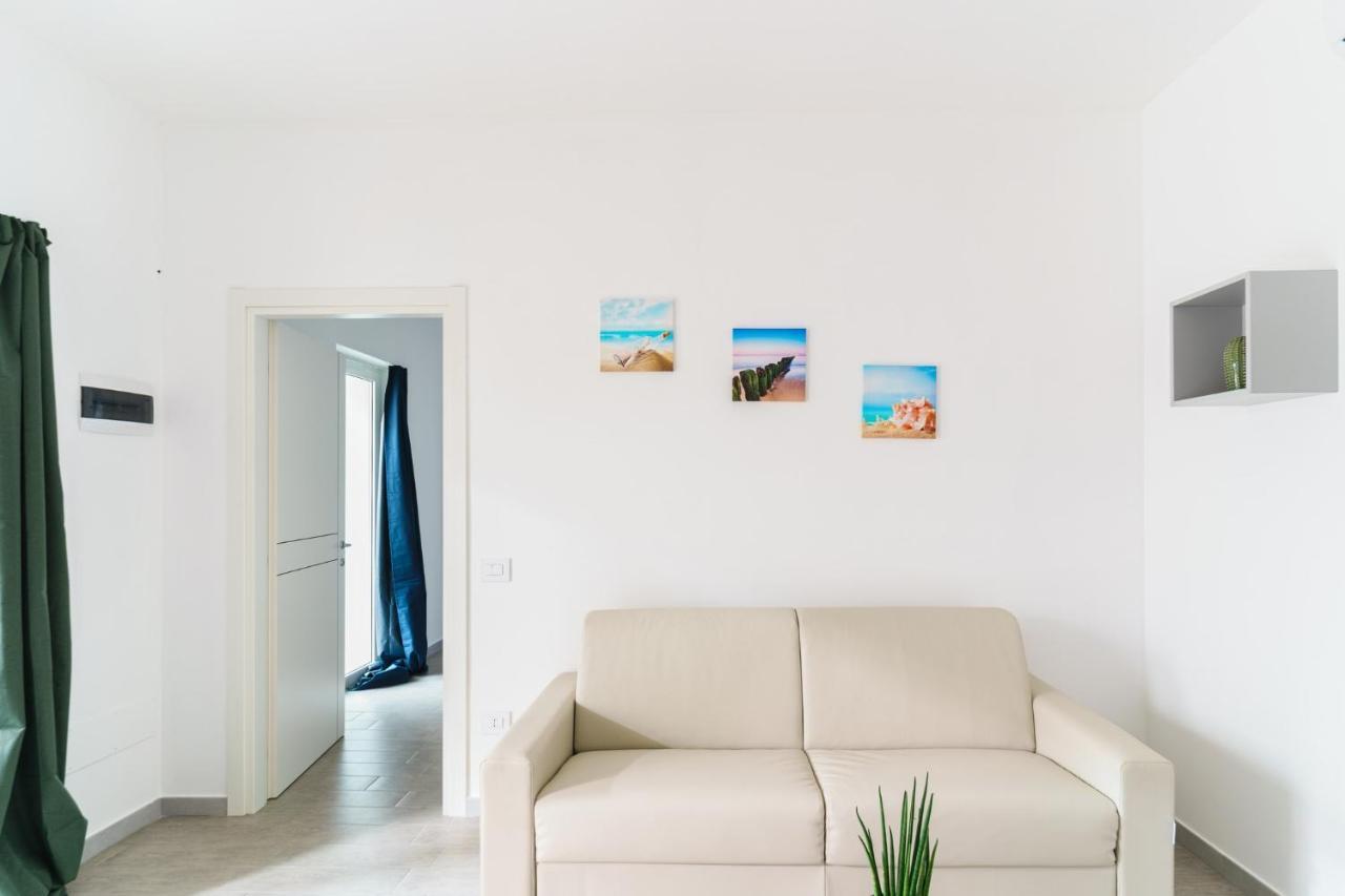Le Marine Rooms Bisceglie Exterior photo